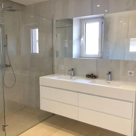 Sea View Сен-Тропе